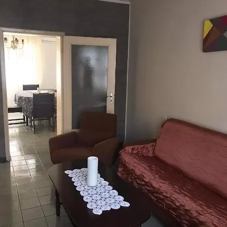 Apartman Четиристаен Апартамент В Центъра На Гр. Сандански Szandanszki